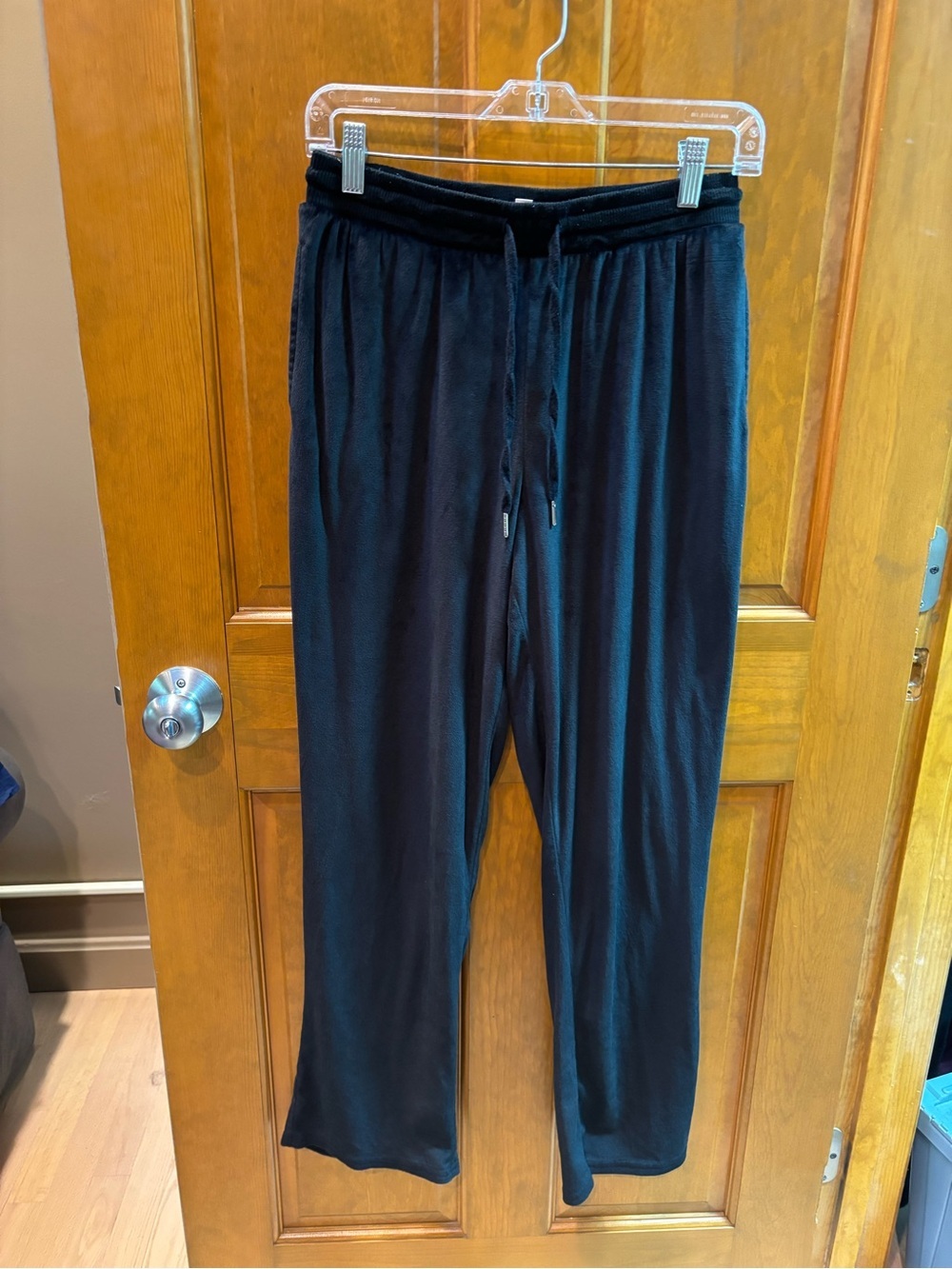 Juicy Couture Women’s Velvet Fleece Lounge Pajama Pants Size Medium - Picture 3 of 9
